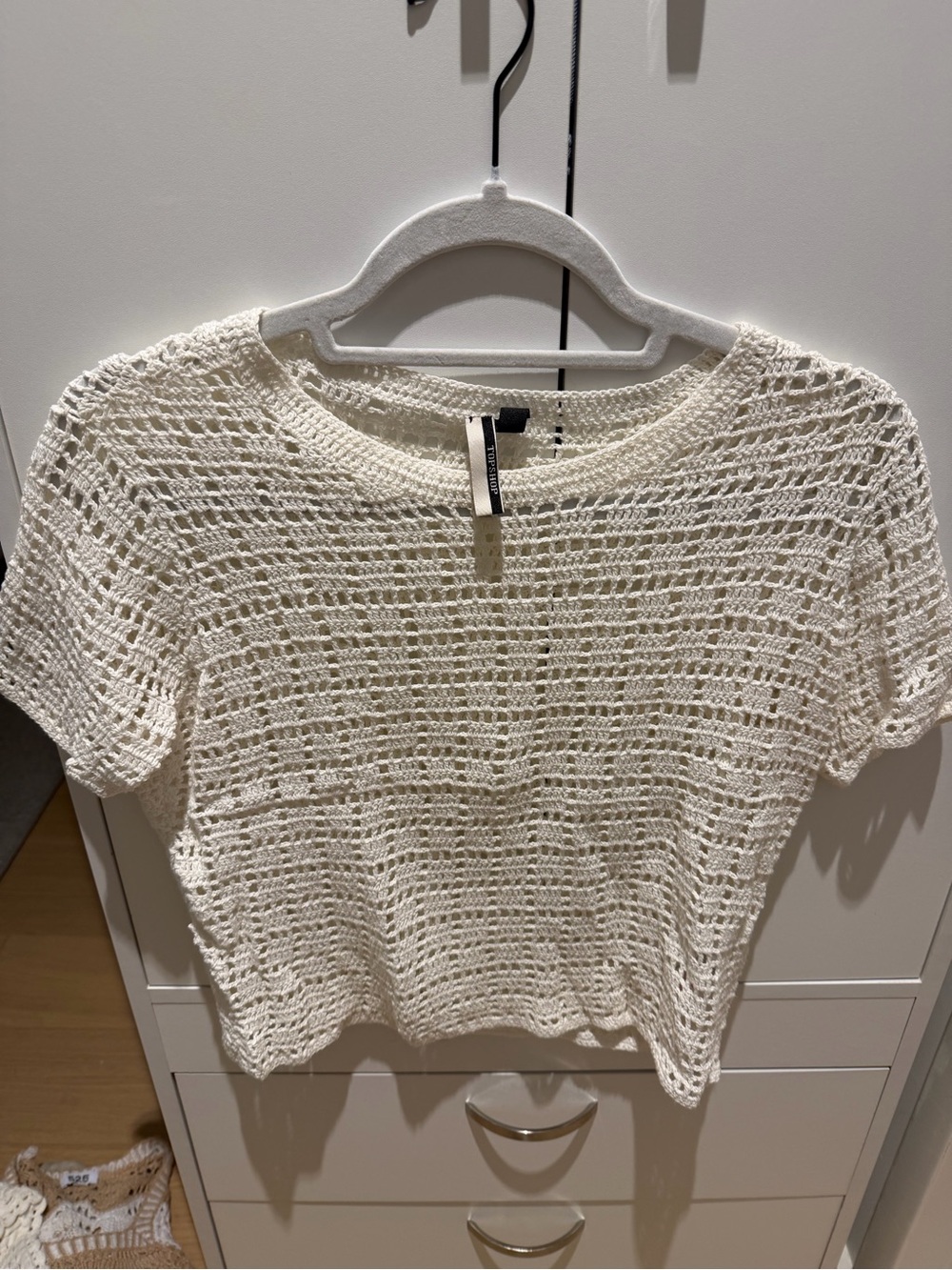 Topshop Cream Crochet Short-Sleeve Knit Crop Top